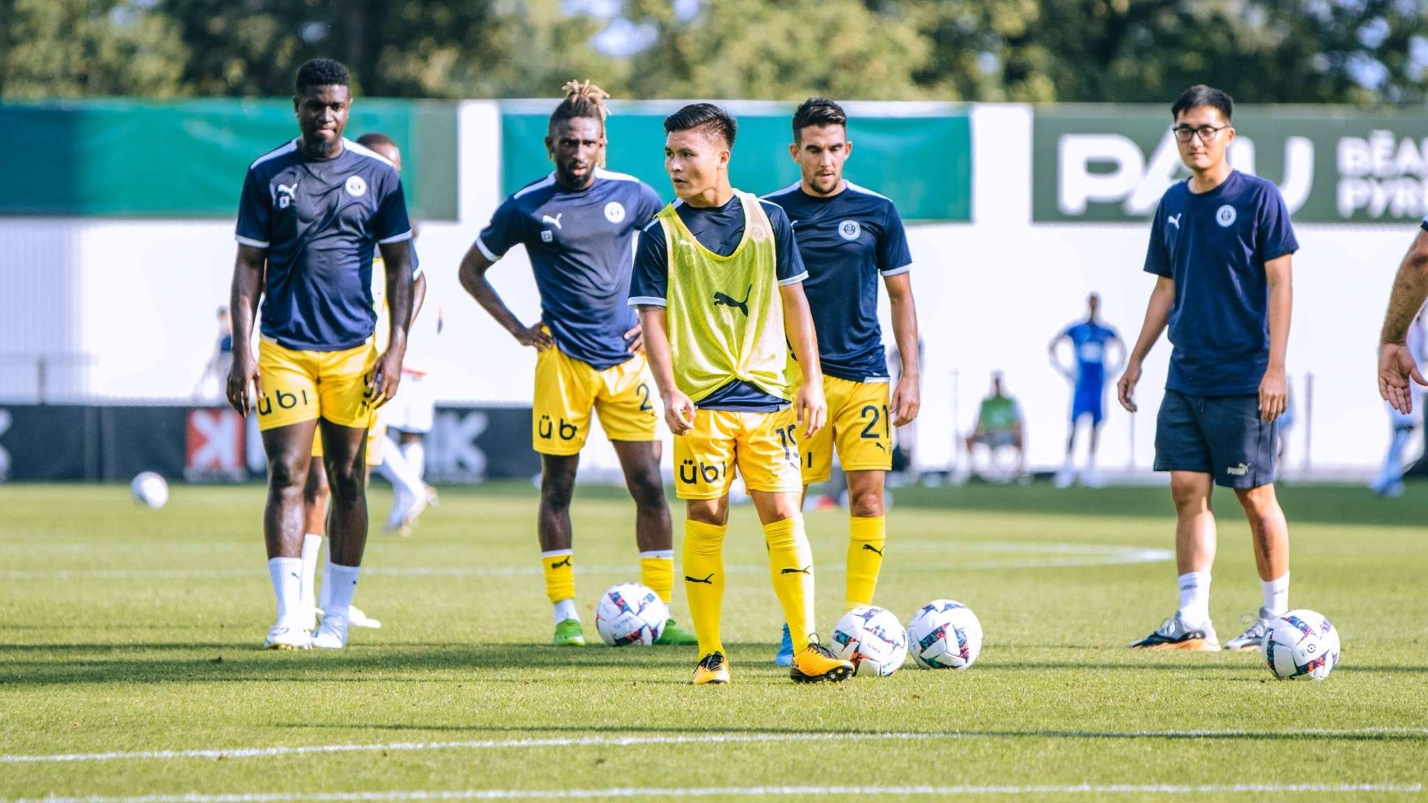 侠在主场迎 侠在主场迎